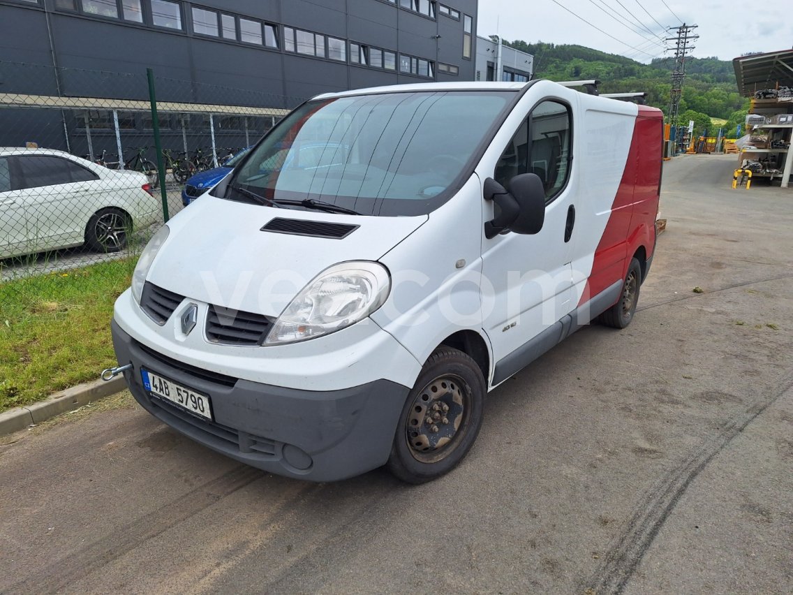 Online aukce: RENAULT  TRAFIC