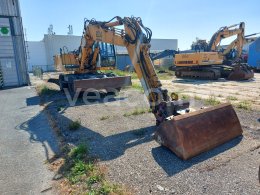 Online auction: LIEBHERR  A 904 LITRONIC