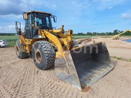 Online aukce: CAT  950 4X4