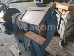 Online auction:   BAD 40