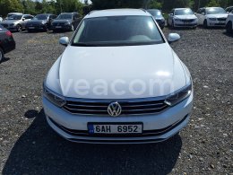 Online aukce: VOLKSWAGEN  PASSAT