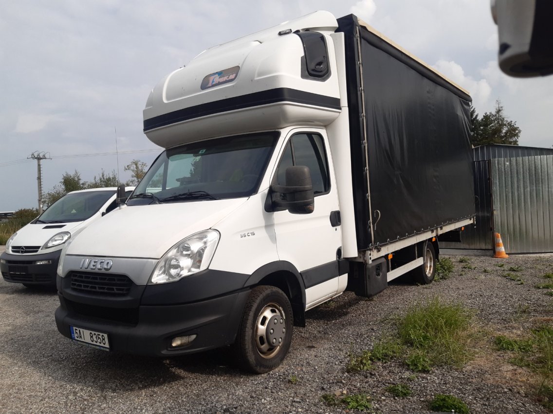 Online auction: IVECO  DAILY 35C15