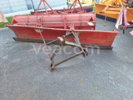 Online aukce:   SNĚHOVÁ RADLICE (1) 300 CM