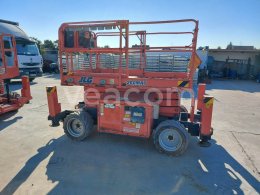 Online auction:   JLG 260 MRT