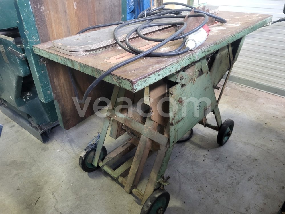 Интернет-аукцион:  CIRKULÁRKA ZD KORYCANY HVP60A