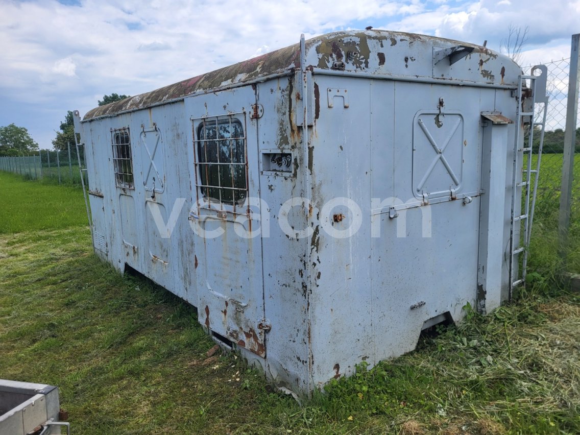 Online auction:   SKRIŇOVÁ NADSTAVBA PRAGA V3S