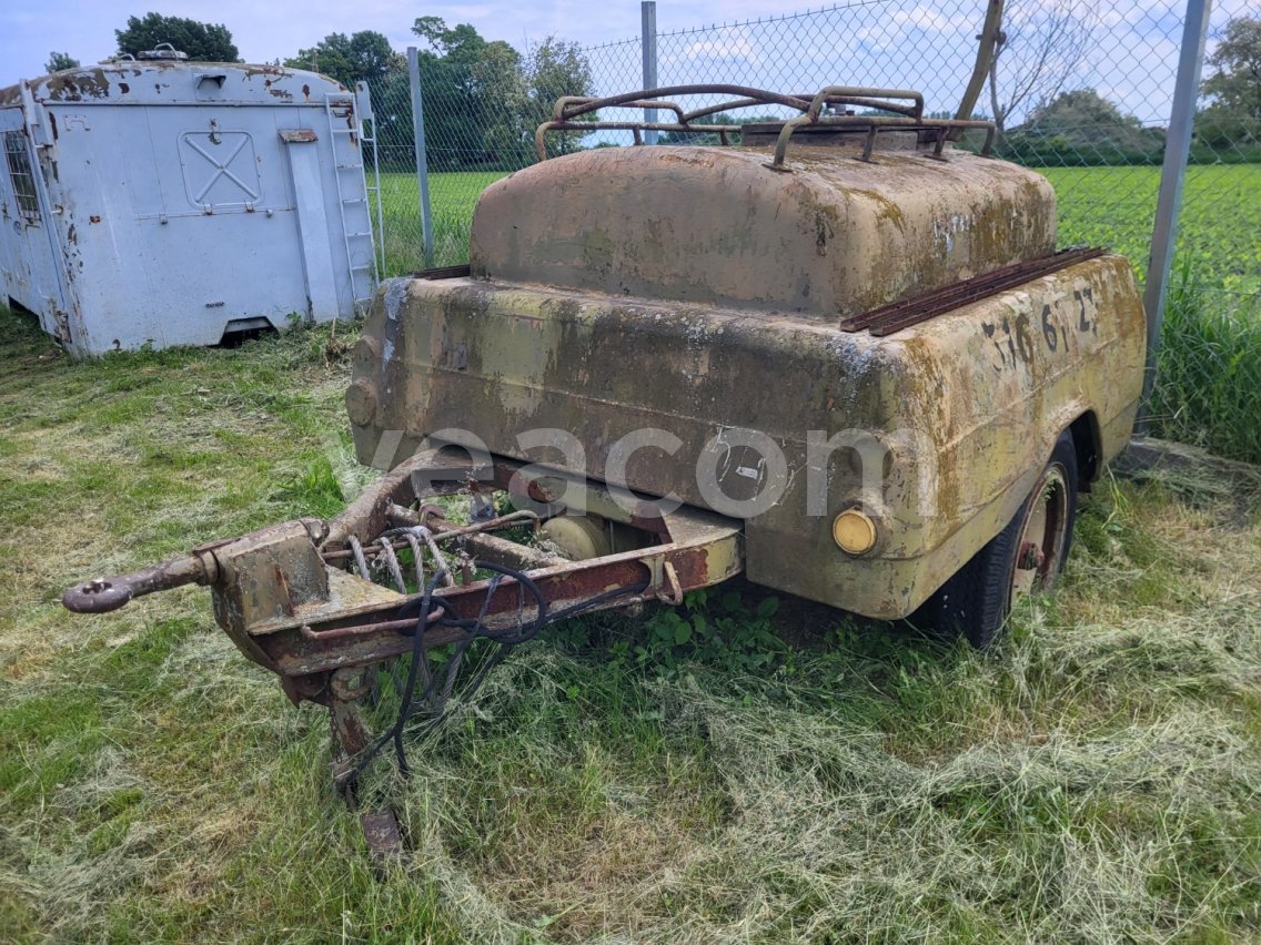 Online auction:   CISTERNOVÝ PRÍVES NA VODU C180V