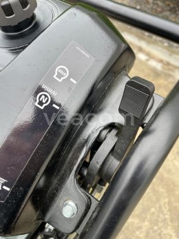 Aukcja internetowa: HUSQVARNA  LT6005