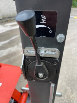Aukcja internetowa: HUSQVARNA  LG300