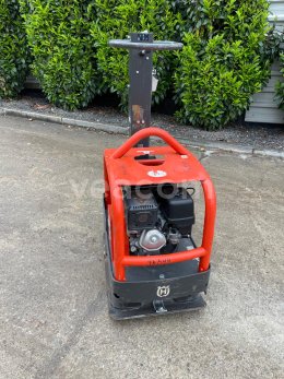 Aukcja internetowa: HUSQVARNA  LG300