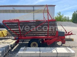 Online aukce: KRONE  TS 14