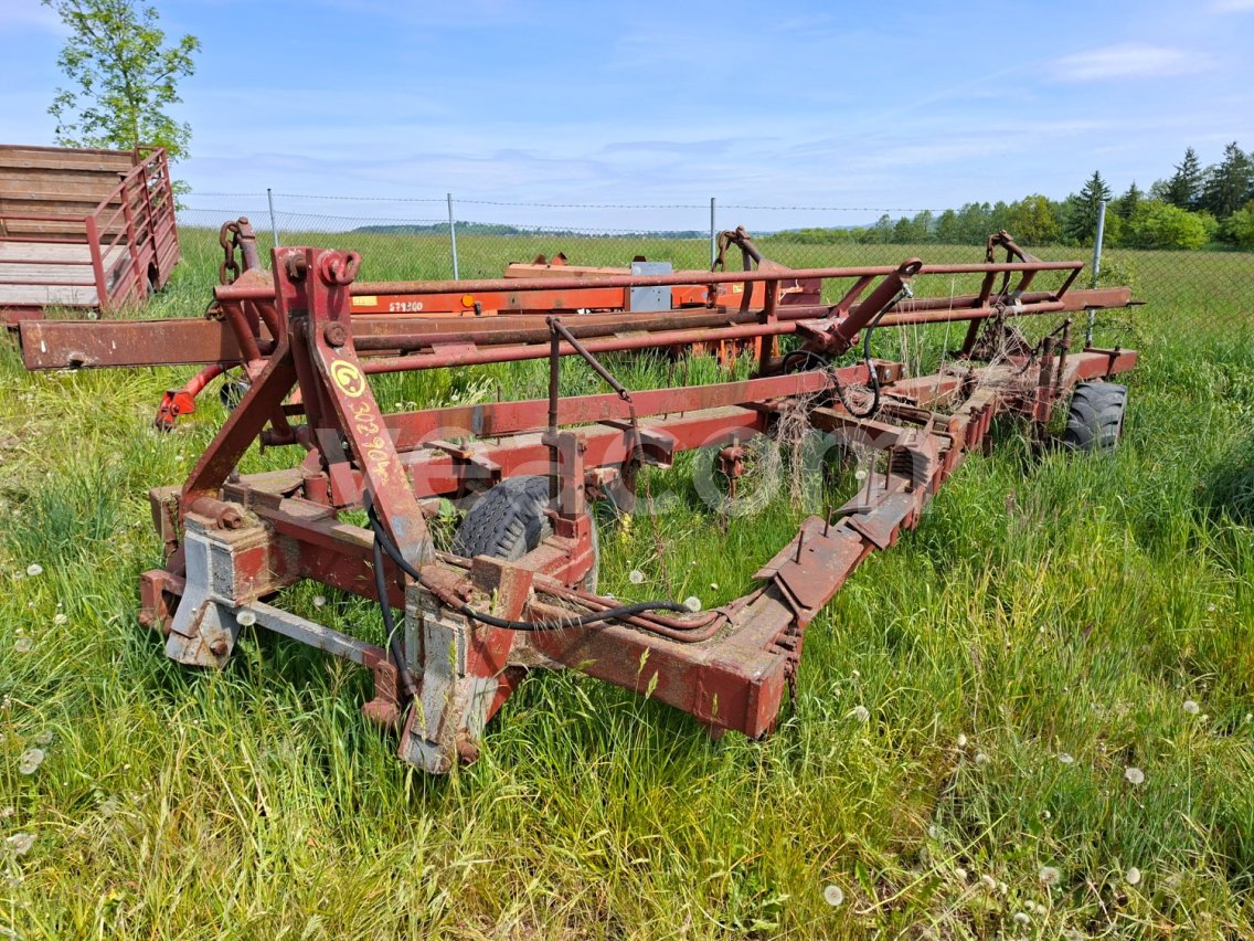 Online auction:   NESENÝ PLUH PN 8-35