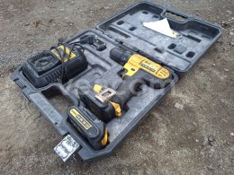 Online aukce:  DEWALT DCD733C2