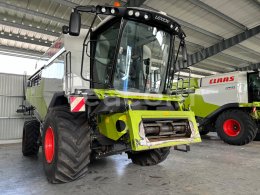 Online auction:   CLAAS LEXION 7400