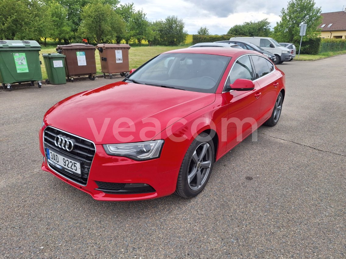 Online aukce: AUDI  A5