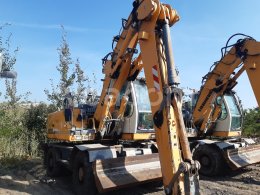 Online árverés: LIEBHERR  A 900 C LITRONIC