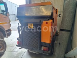 Online aukce: BUCHER  CC 2000 E2