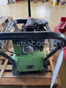 Online auction:   ZIPPER RPE90