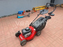 Online aukce: BRIGGS A STRATTON  450