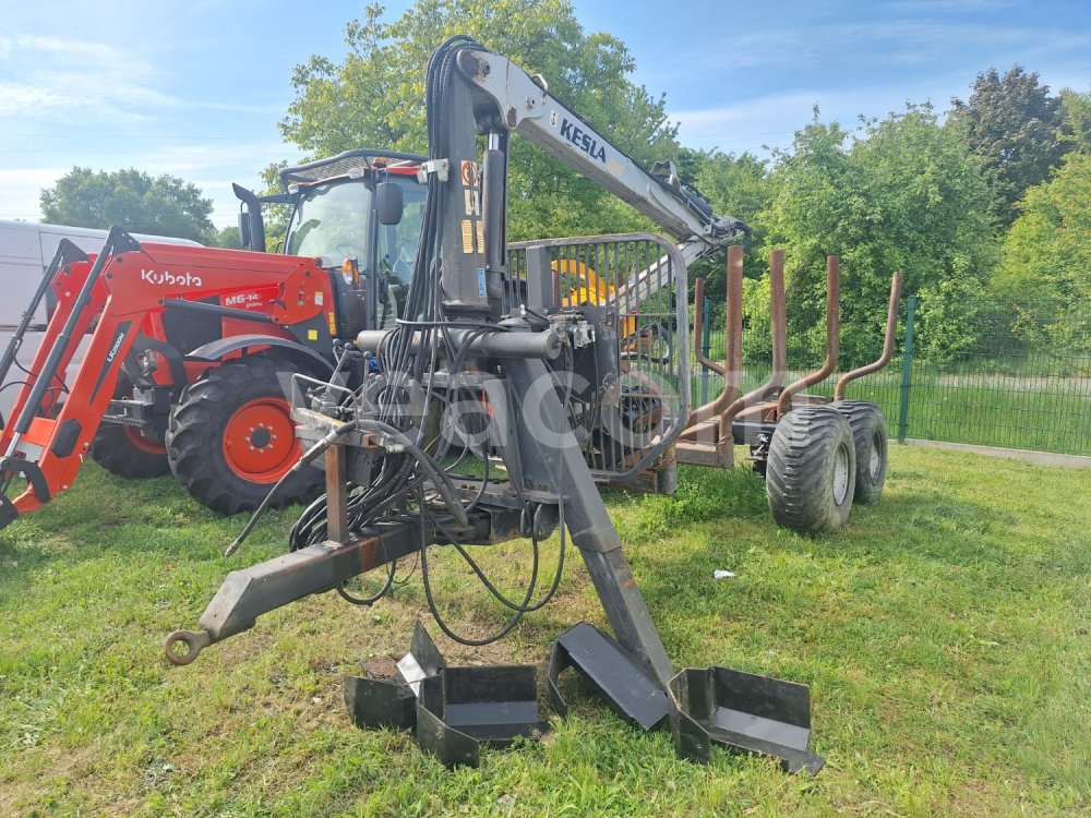 Online auction: KESLA  PATU 8T