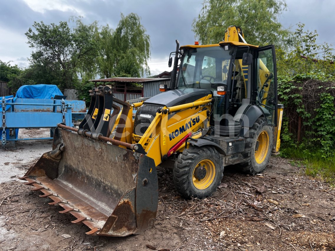 Online árverés: KOMATSU  WB93R-8