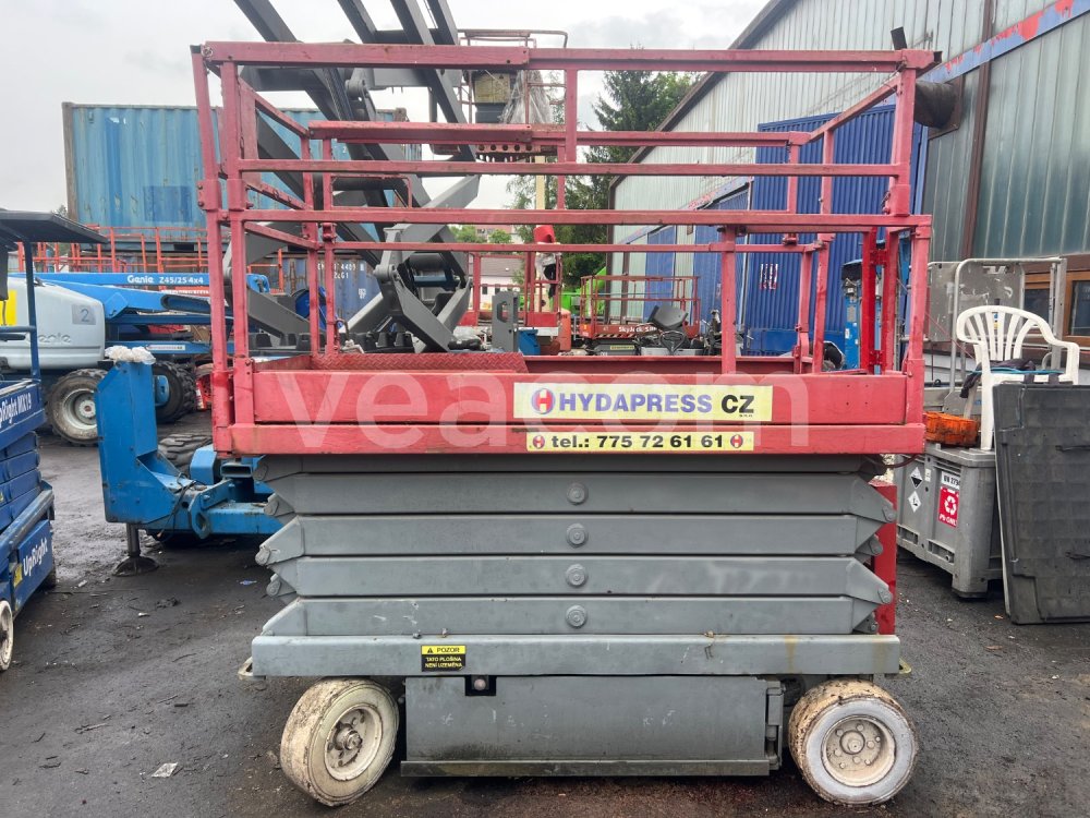 Интернет-аукцион: SKYJACK  SJ III 4832 + SKYJACK 4626 NA NÁHR. DÍLY