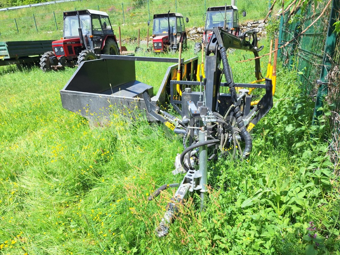 Online aukce:   COUNTRY T15
