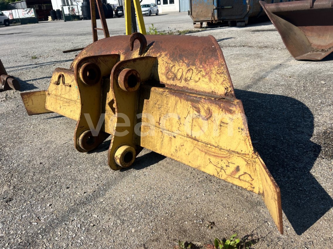 Online auction:   PROFILOVÁ LŽÍCE