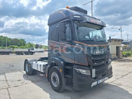 Online auction: IVECO  X-WAY 480