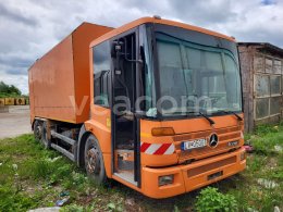 Online aukce: MB  ECONIC 957.66 6X2