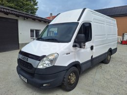 Online auction: IVECO  DAILY 35S15