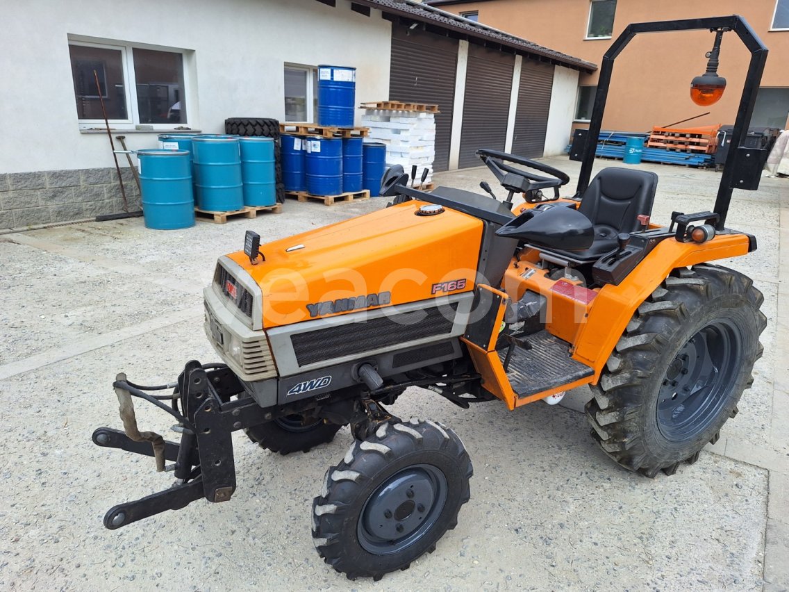 Online aukce: YANMAR  F-165