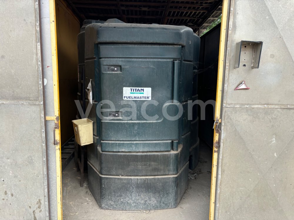 Интернет-аукцион: TITAN  EKO FUELMASTER 2X 5000 LITROV