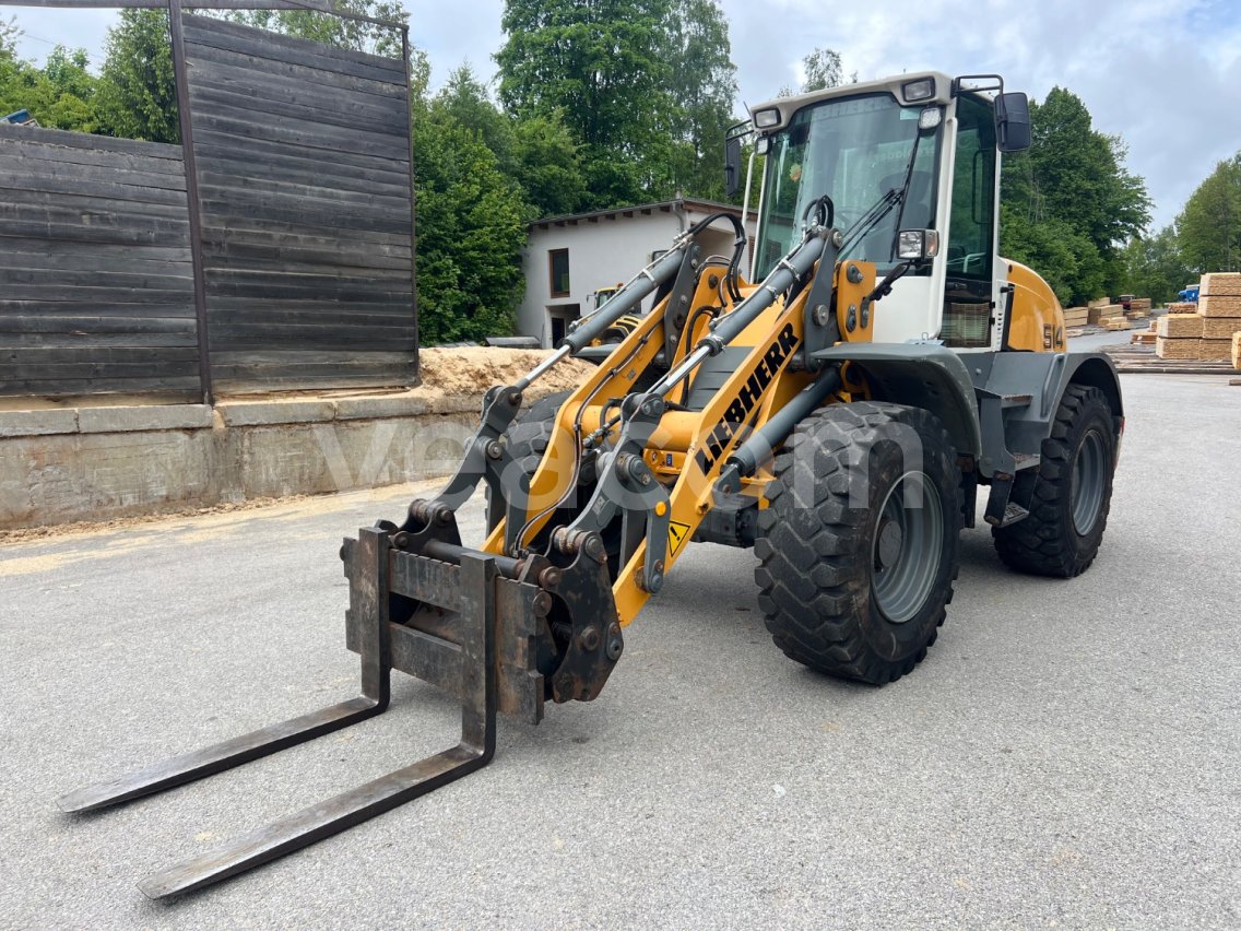Online aukce: LIEBHERR  L514 4X4