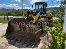 Online aukce: NEW HOLLAND  W 190
