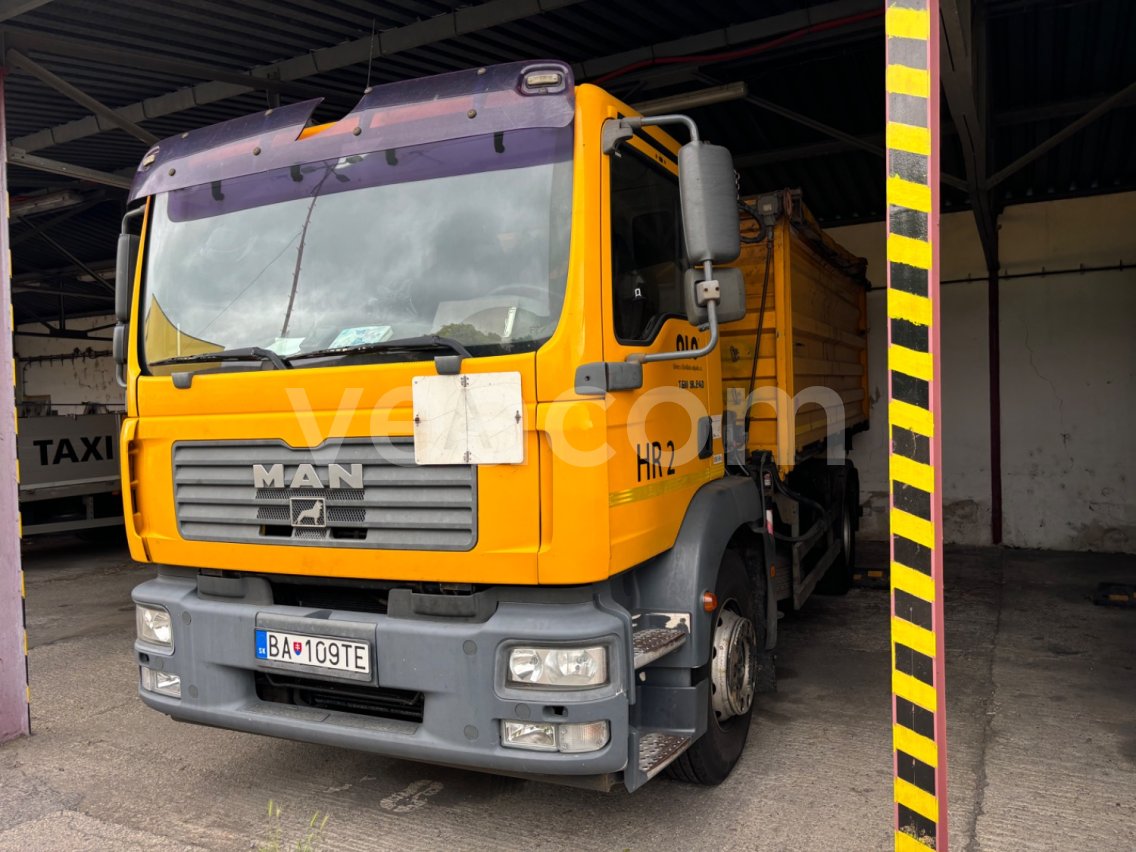 Online aukce: MAN  TGM 18.240 + HR