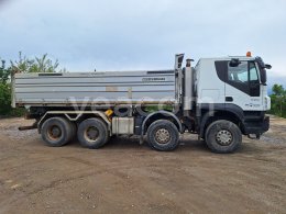 Online auction: IVECO  TRAKKER 450 8X4