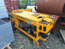 Online aukce: BUNKER  B100D