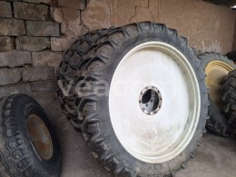 Интернет-аукцион:   KOLA NA POSTŘIKOVAČ 300/95 R 52