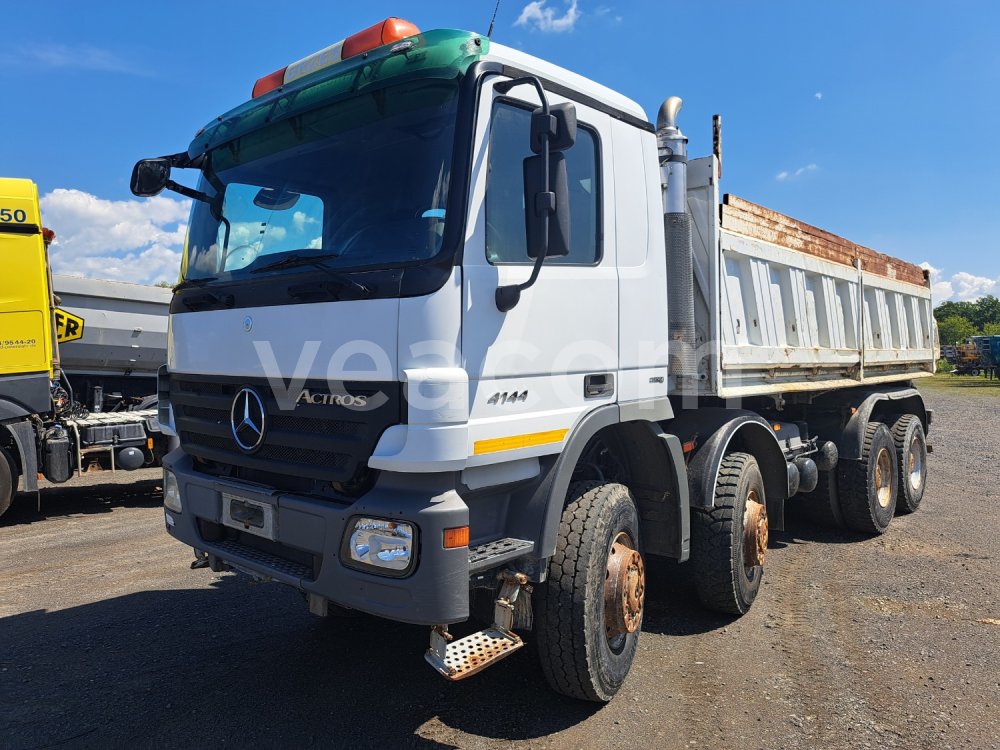 Интернет-аукцион: MERCEDES-BENZ  ACTROS 4144 AK