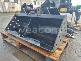 Online auction:   JCB SVAHOVÁ LŽÍCE