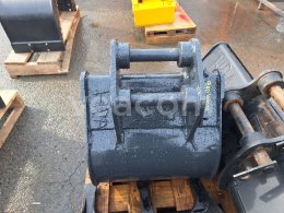 Online auction:   JCB PODKOPOVÁ LŽÍCE 40 CM