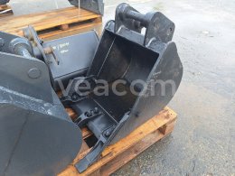 Online auction:  JCB PODKOPOVÁ LŽÍCE 40 CM
