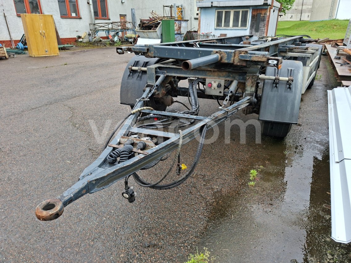 Online auction: SVAN  TCH 18