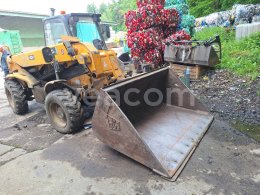 Online aukce: JCB  520-50 4X4