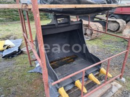 Online auction: JCB  BAGROVÁ LOPATA JS 200
