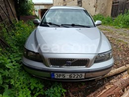 Online aukce: VOLVO  V70