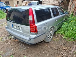 Online aukce: VOLVO  V70