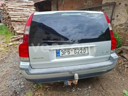 Online aukce: VOLVO  V70