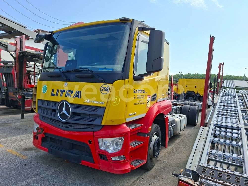 Online auction: MB  ACTROS 1843 L NRA